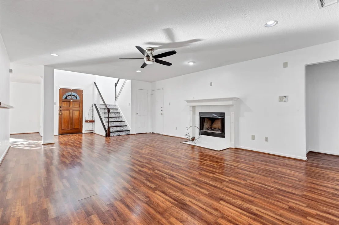 Photo of 2307 Rolling Glen Drive