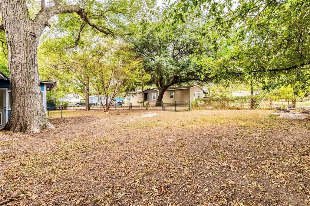 Photo of 1124 Timber Elm