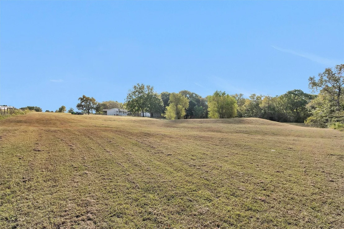 Photo of 380 Rose Hill Road