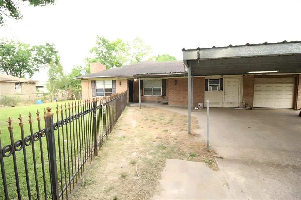 Photo of 13530 Luthe Road