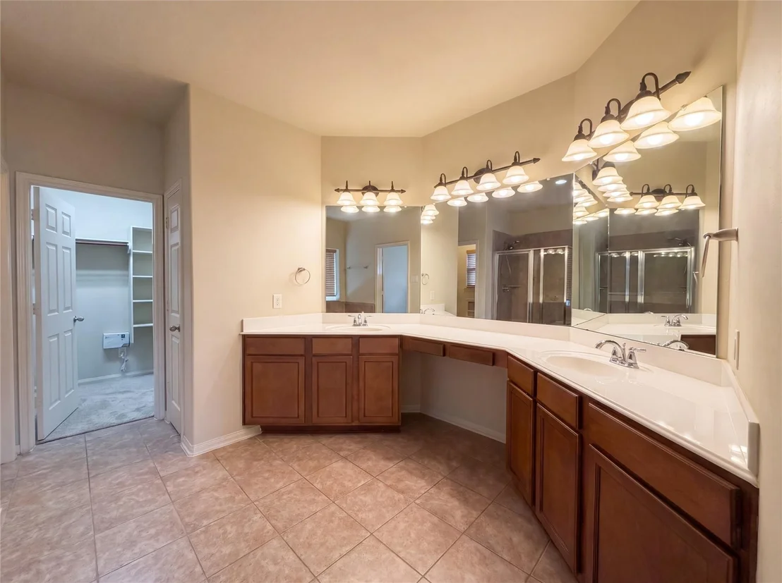 Photo of 4710 Autumn Pine Lane