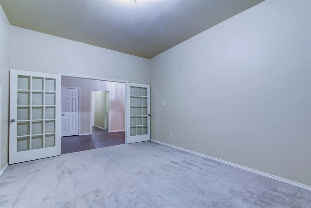 Photo of 421 Laddingford Lane
