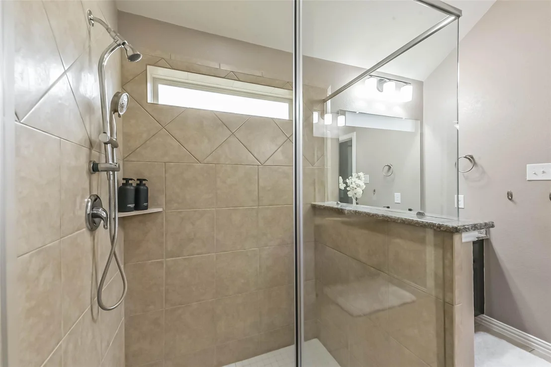 Photo of 9622 Invergarry Way