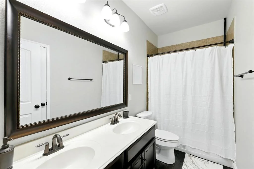 Photo of 27727 Gracefield Lane