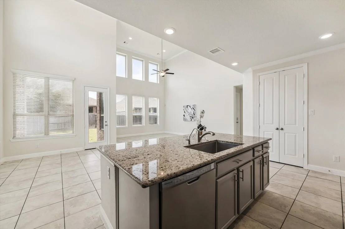 Photo of 10622 Menelaws Trail