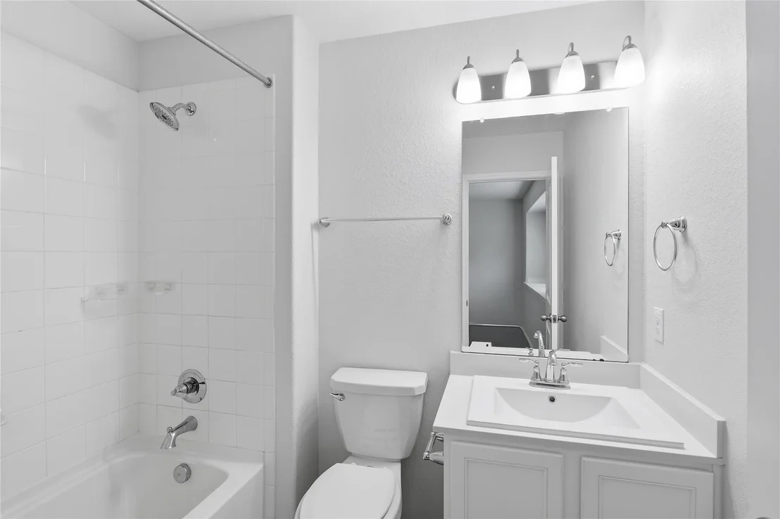 Photo of 17706 White Lightning Way