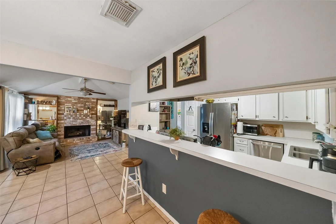 Photo of 2718 Longleaf Pines Drive