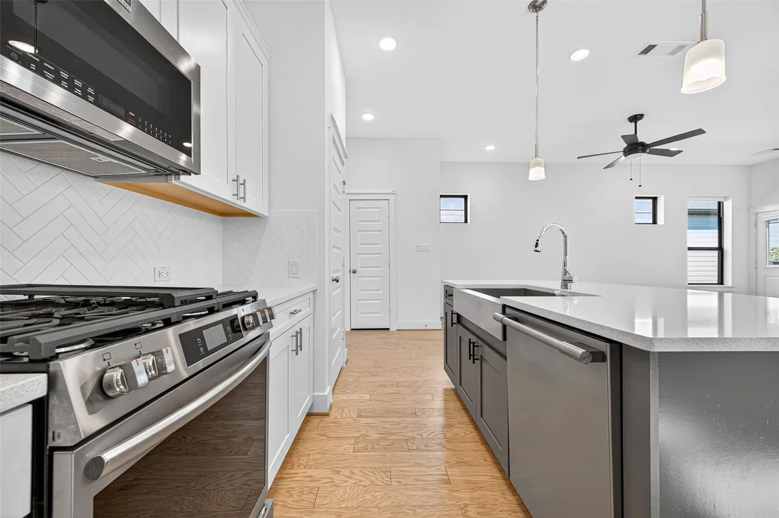 Photo of 15118 Tenacious Drive