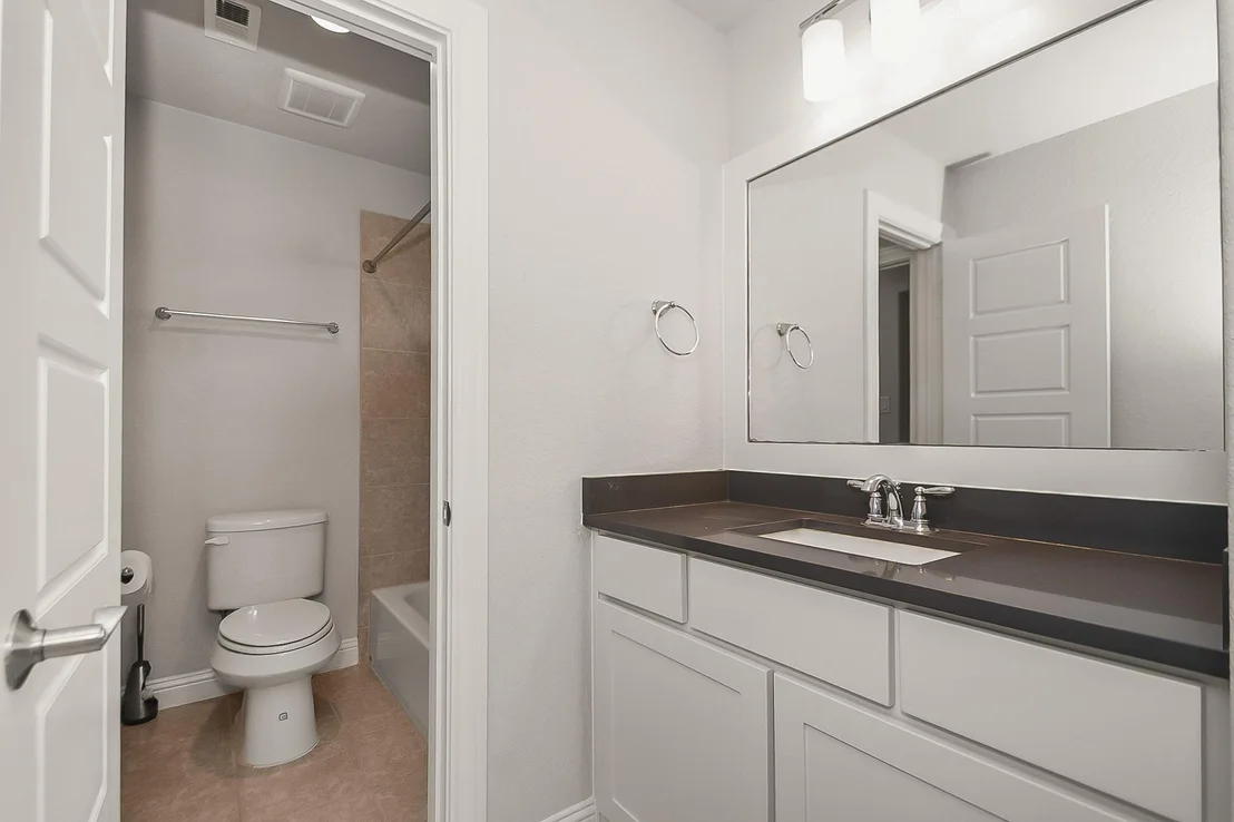 Photo of 35 N Wheatleigh Drive