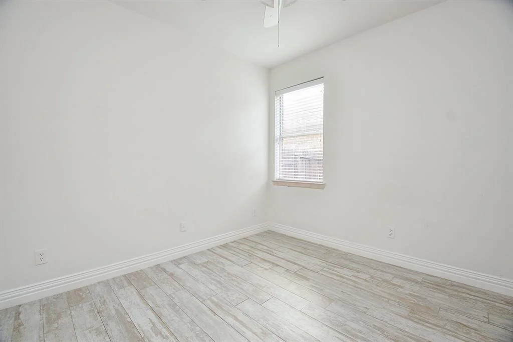 Photo of 1049 Misty Cliff