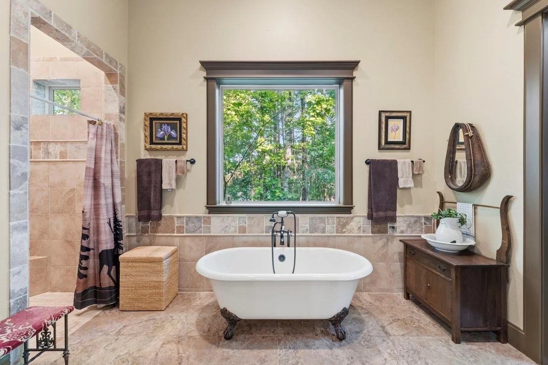 Photo of 6148 Waltons Point