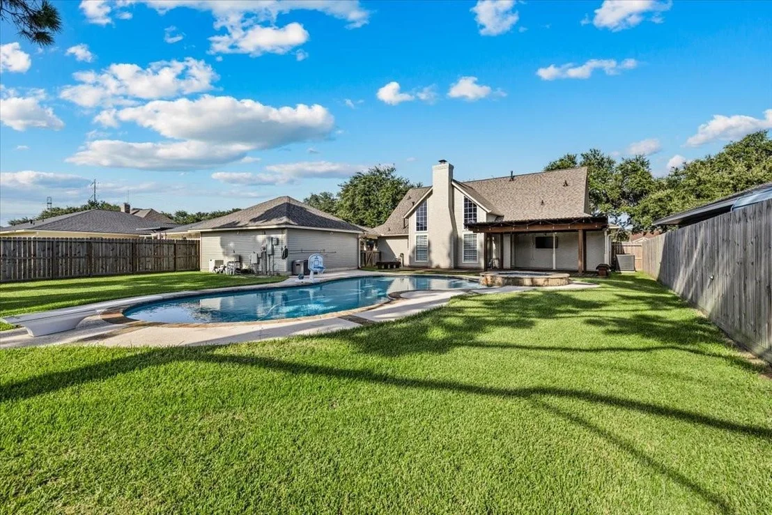 Photo of 2318 Killarney Lane