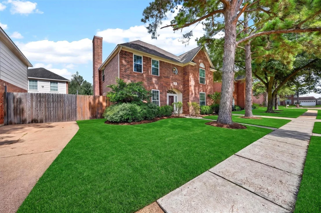 Photo of 5718 Henniker Drive