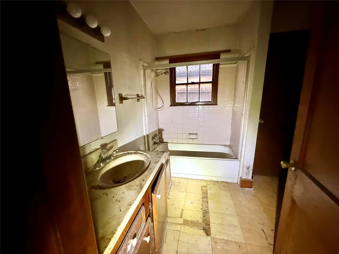 Photo of 11018 Evangeline Drive