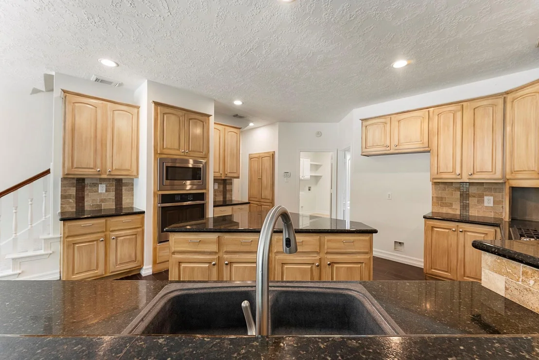 Photo of 13276 Brookfield Lane