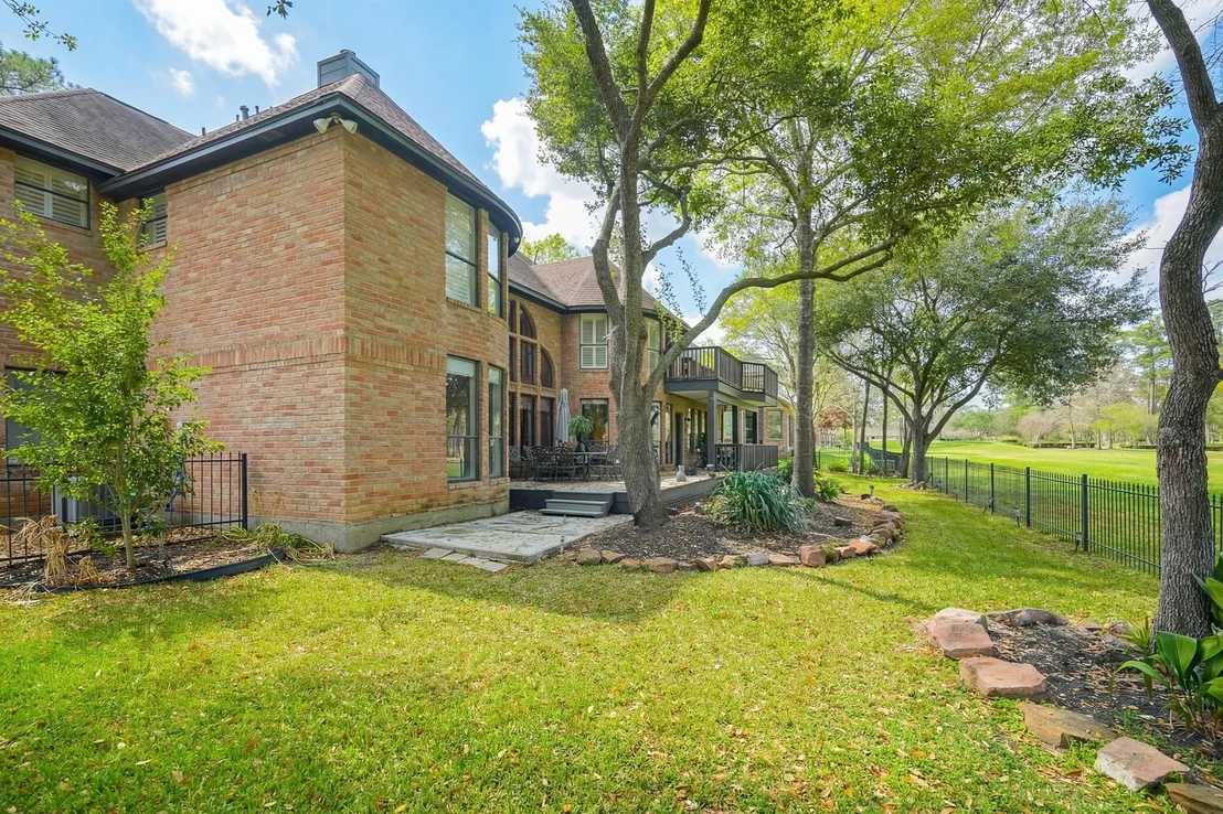 Photo of 24710 Creekview Drive