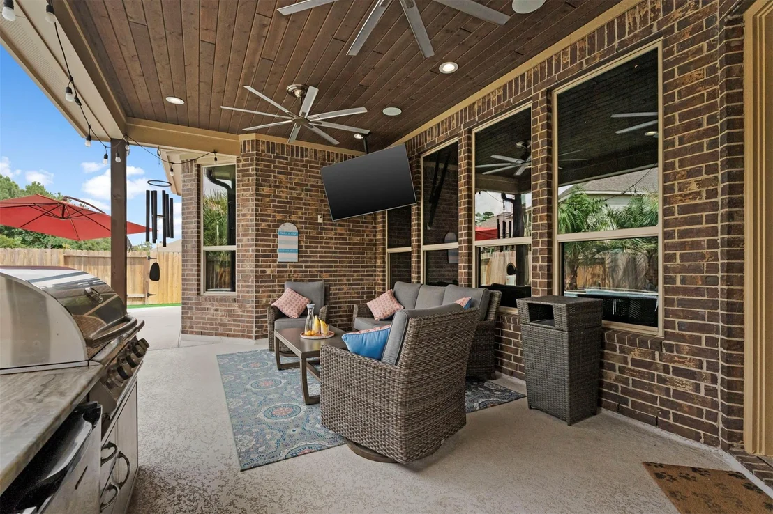Photo of 9030 Lacombe Lane