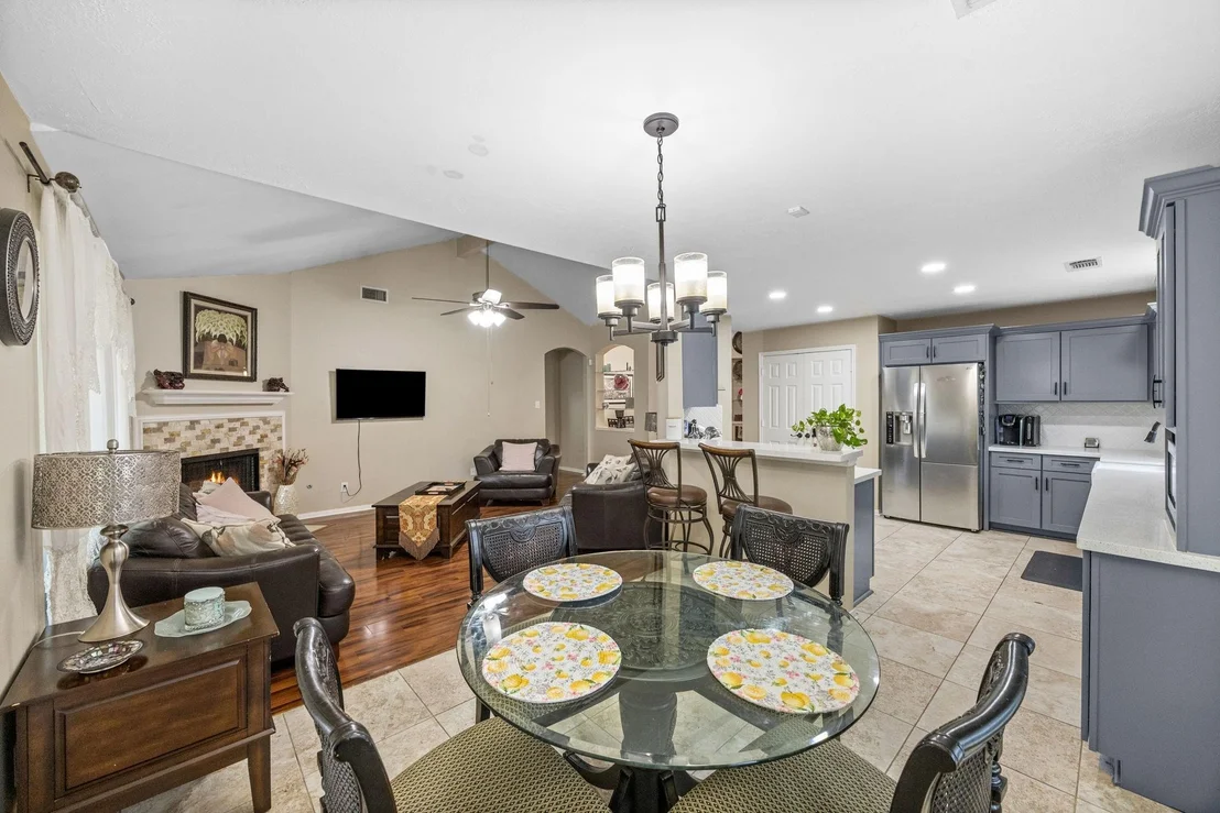 Photo of 6527 Harcourt Bridge Drive