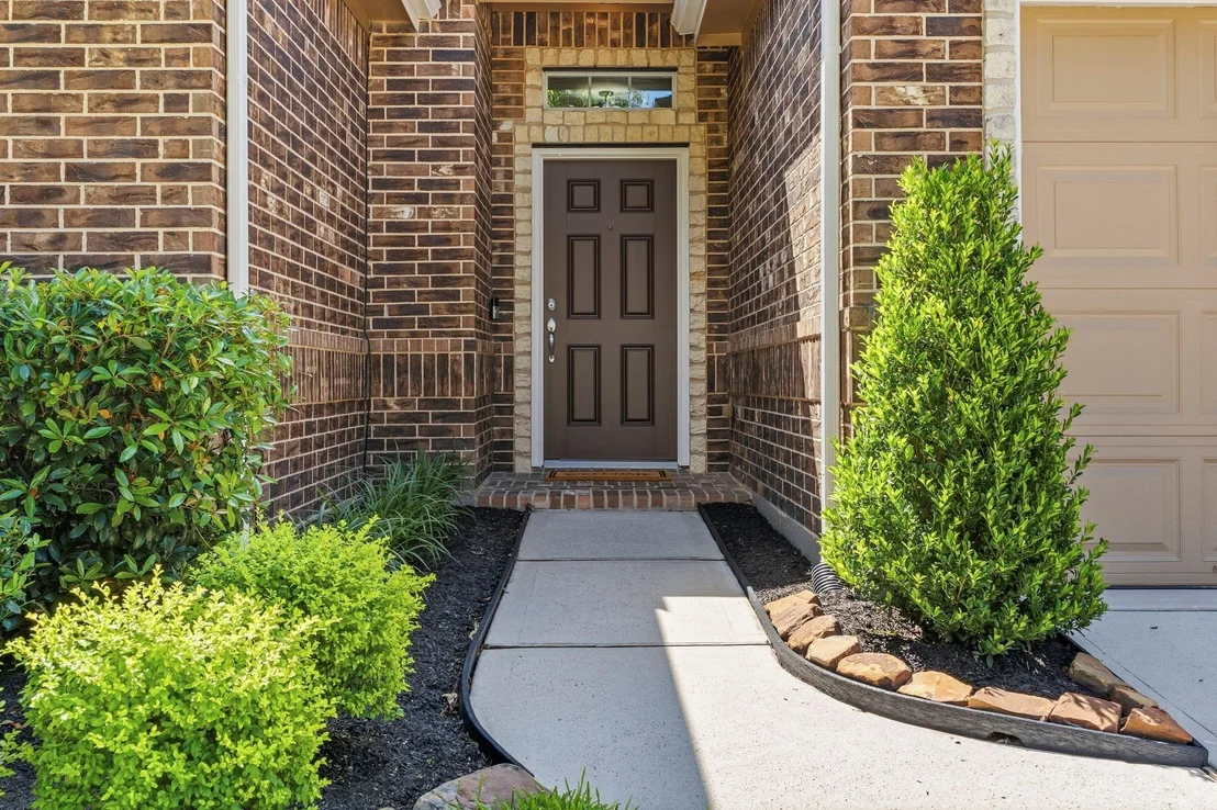 Photo of 21515 Mandarin Glen Circle
