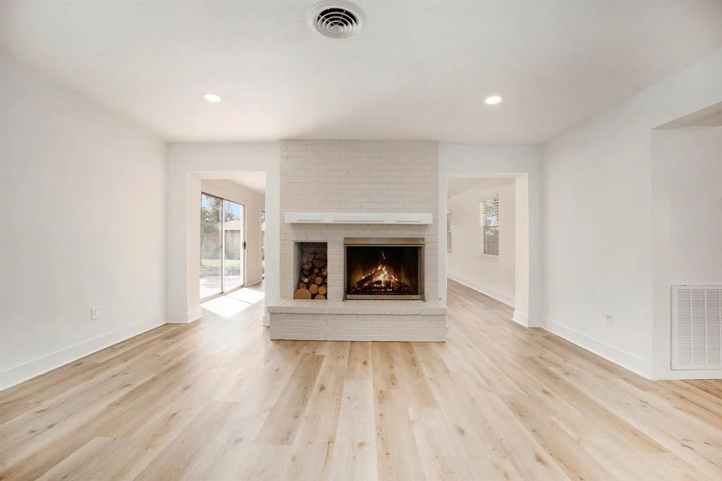 Photo of 223 Pin Oak Drive