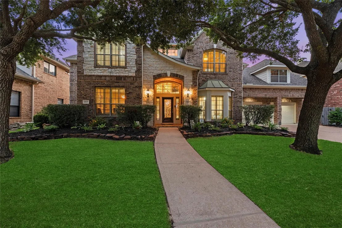 Photo of 8607 Crossriver Lane