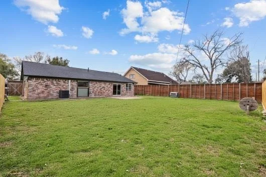 Photo of 11007 Green Arbor Drive