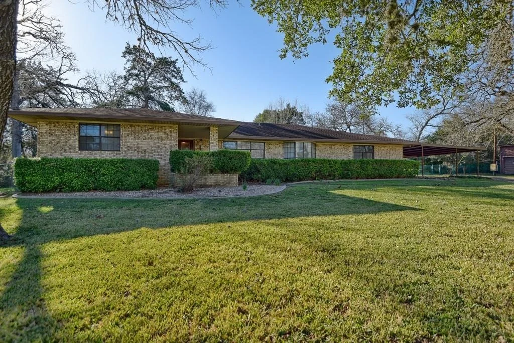 Photo of 456 Hickory Bend Road