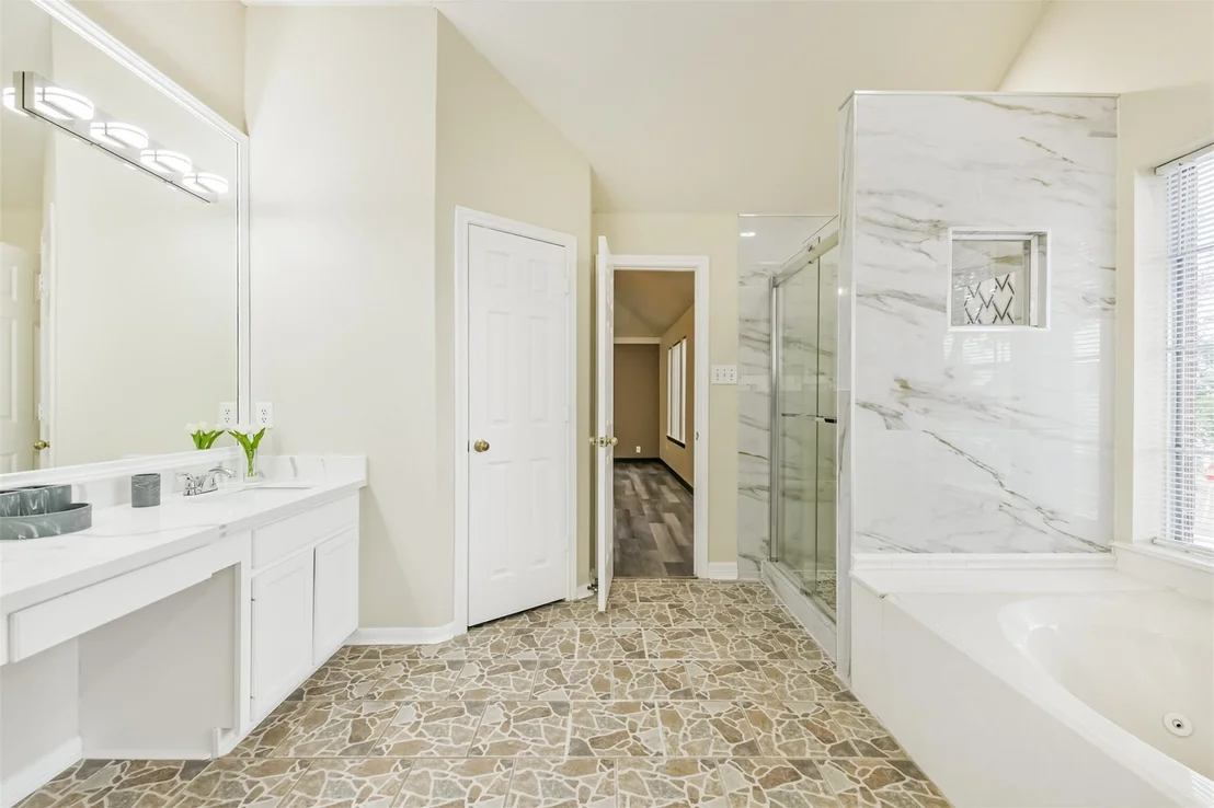 Photo of 1747 Rushworth Drive
