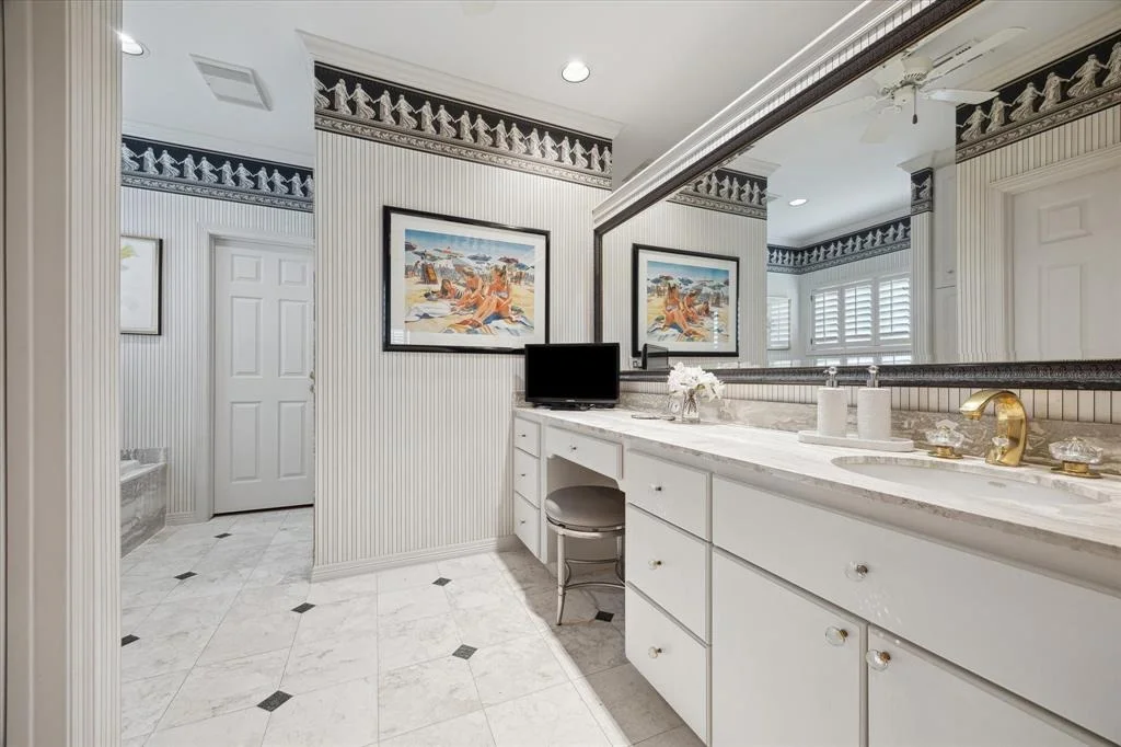 Photo of 3633 Overbrook Lane