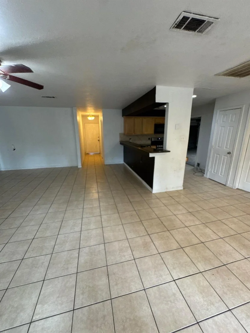 Photo of 3911 Dolphin Lane