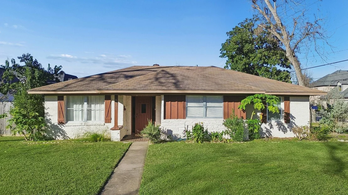Photo of 8802 Cedarbrake Drive