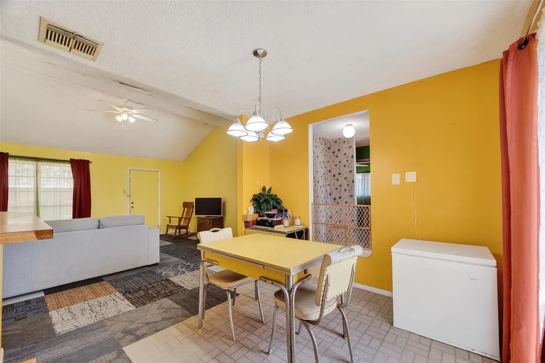 Photo of 302 Windward Drive