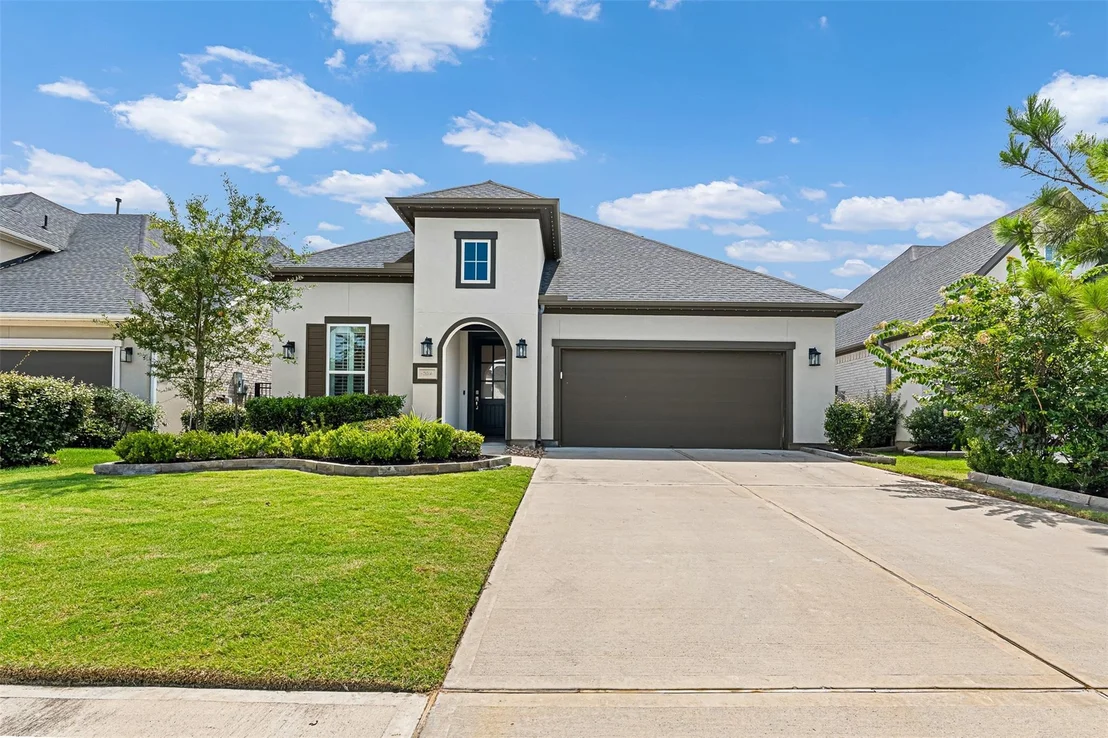 Photo of 28314 Emerald Bend