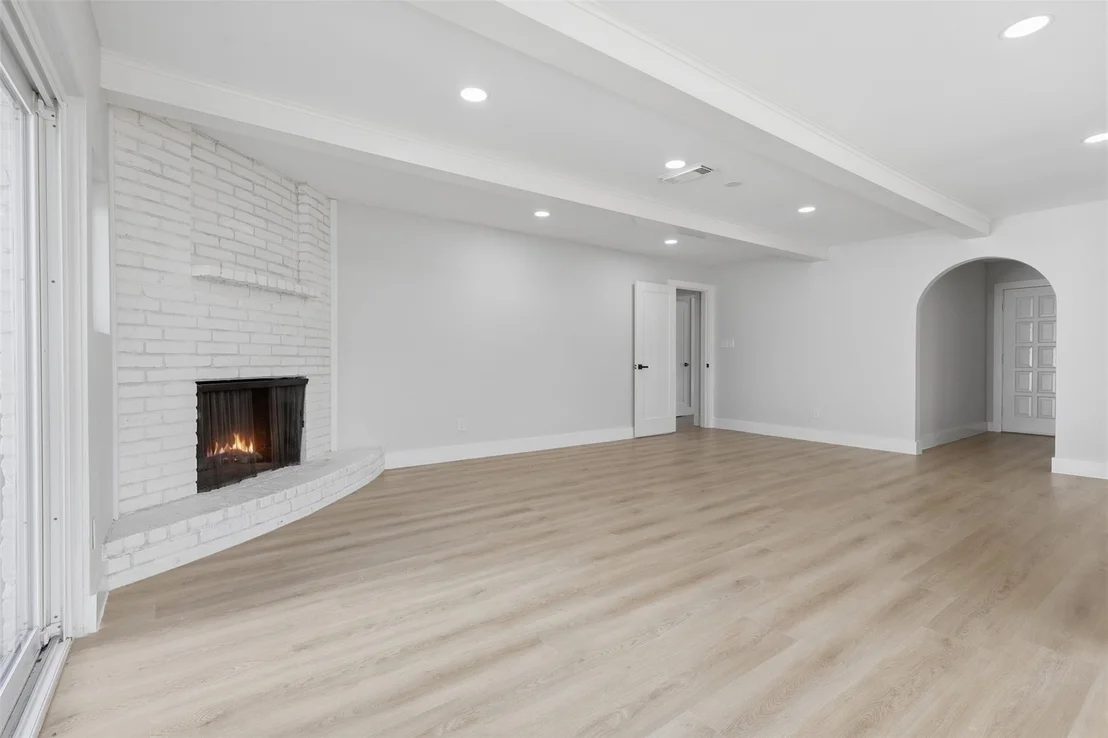 Photo of 8114 Pella Drive