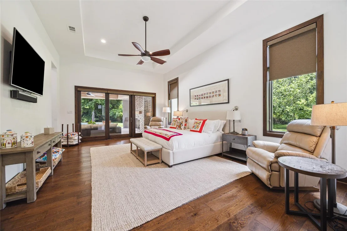 Photo of 25901 Haven Lake Drive
