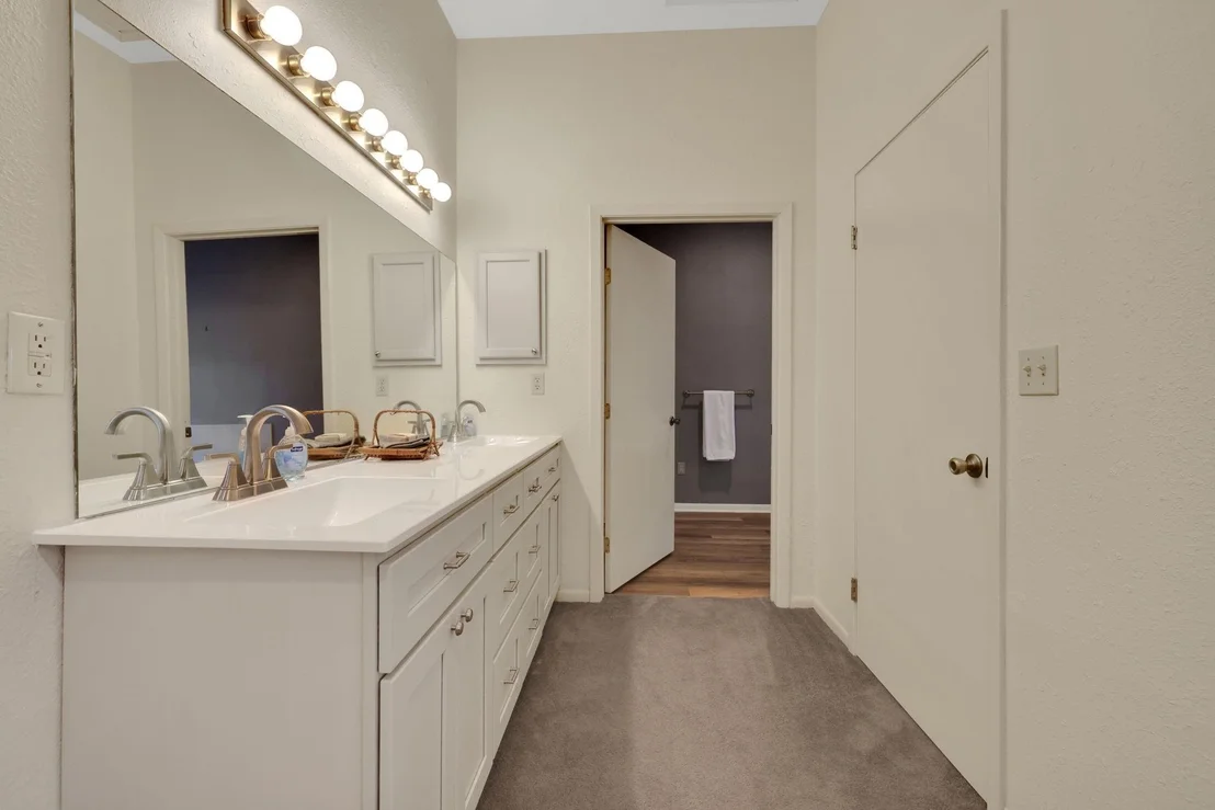 Photo of 210 Harbor Run Drive
