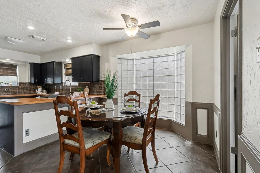 Photo of 803 Whitecap Drive