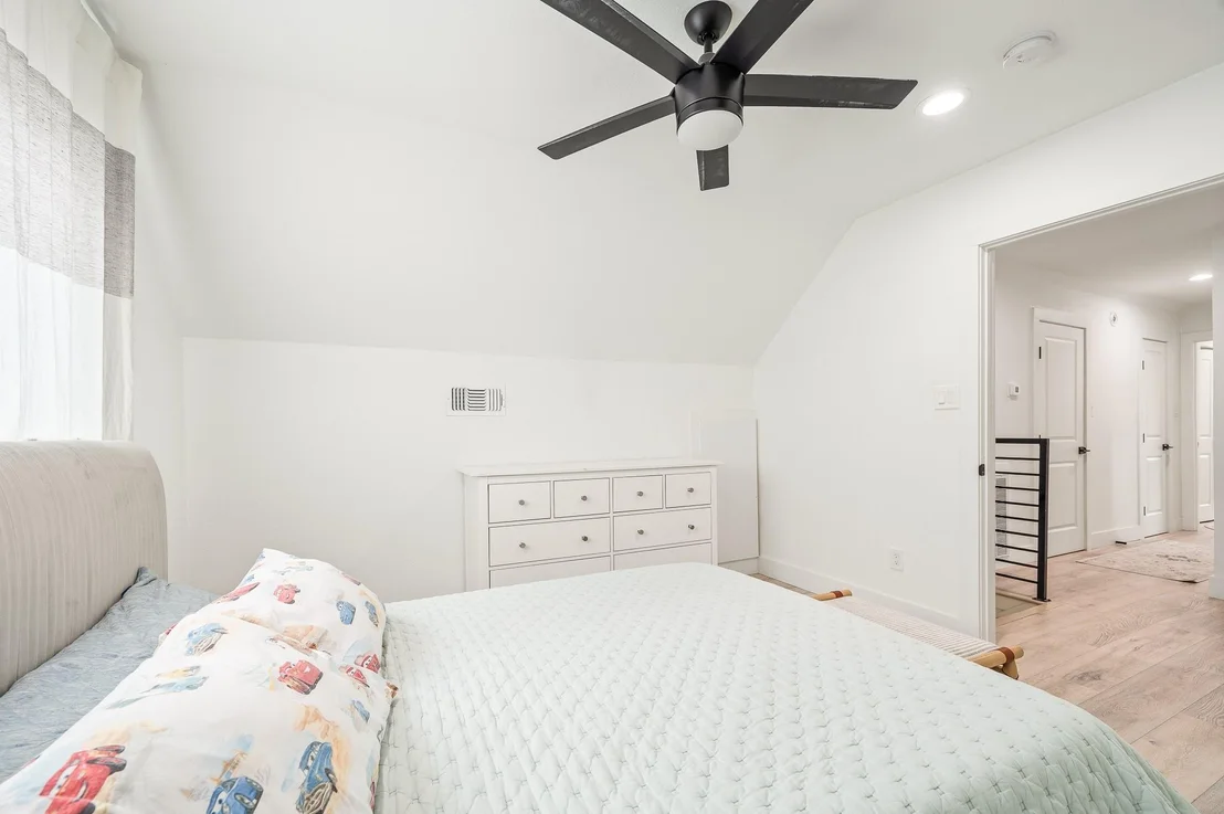 Photo of 2102 Teague Road