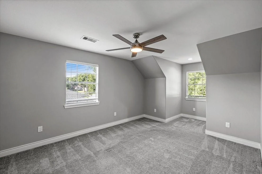 Photo of 2318 Killarney Lane
