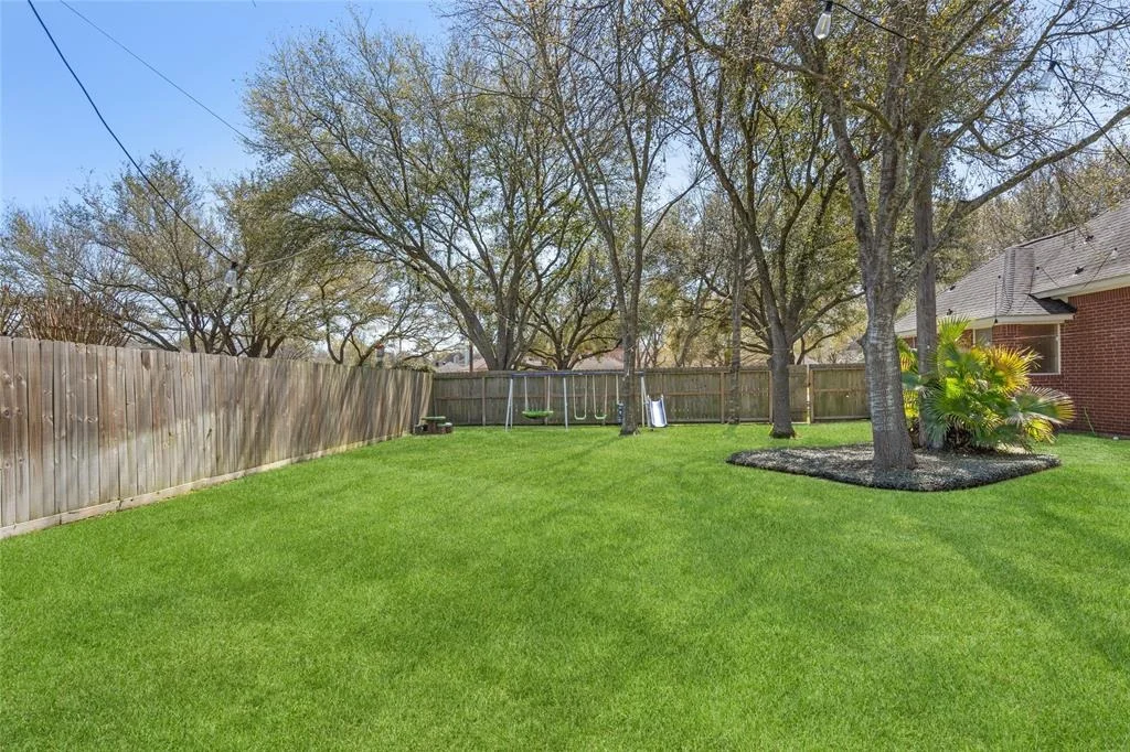Photo of 5702 Summerfield Lane