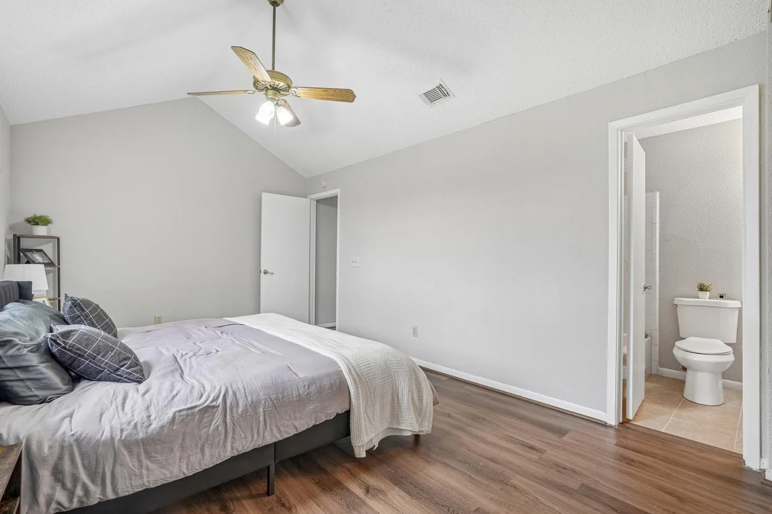 Photo of 2819 Kettle Run