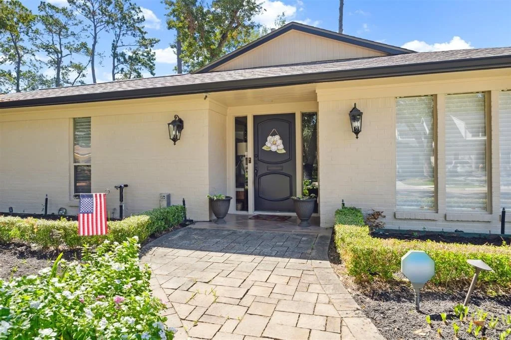 Photo of 10223 Pine Forest Road