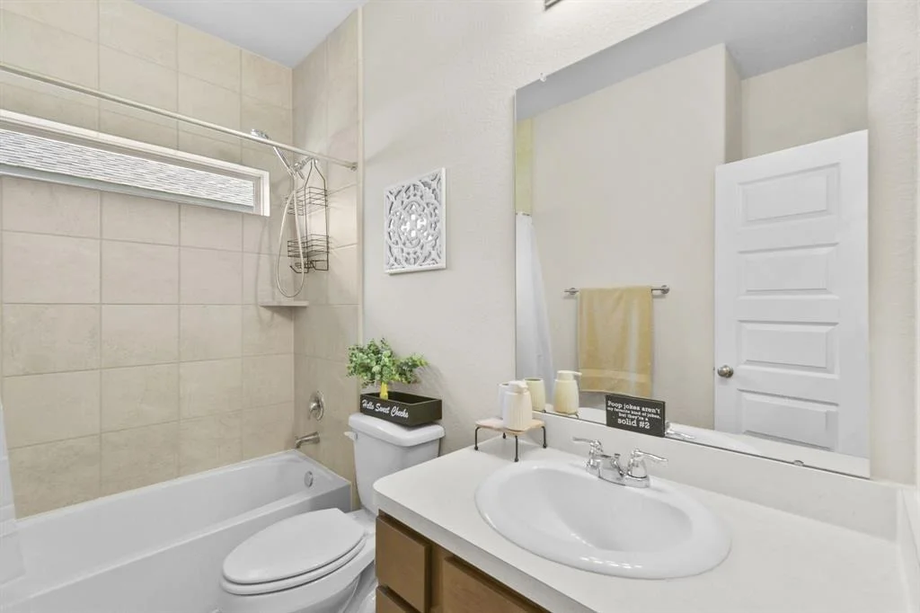 Photo of 8422 Beacon Bay Circle