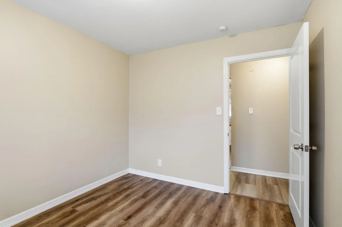 Photo of 9242 Forest View Street