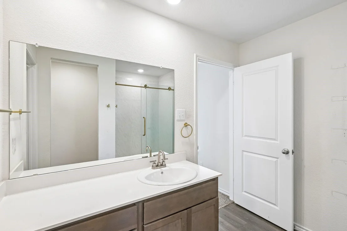 Photo of 1015 Serena Drive