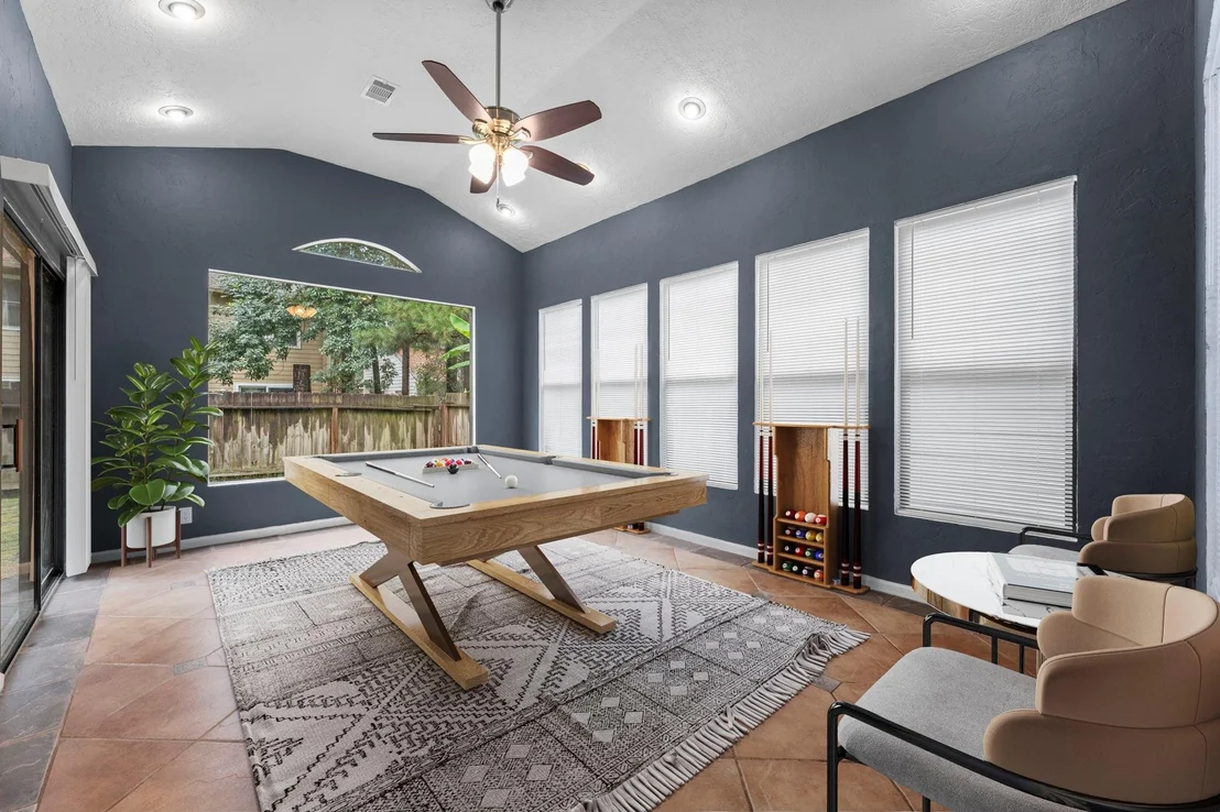Photo of 14 W Cobble Hill Circle
