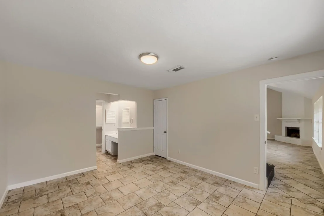 Photo of 5819 Culross Close