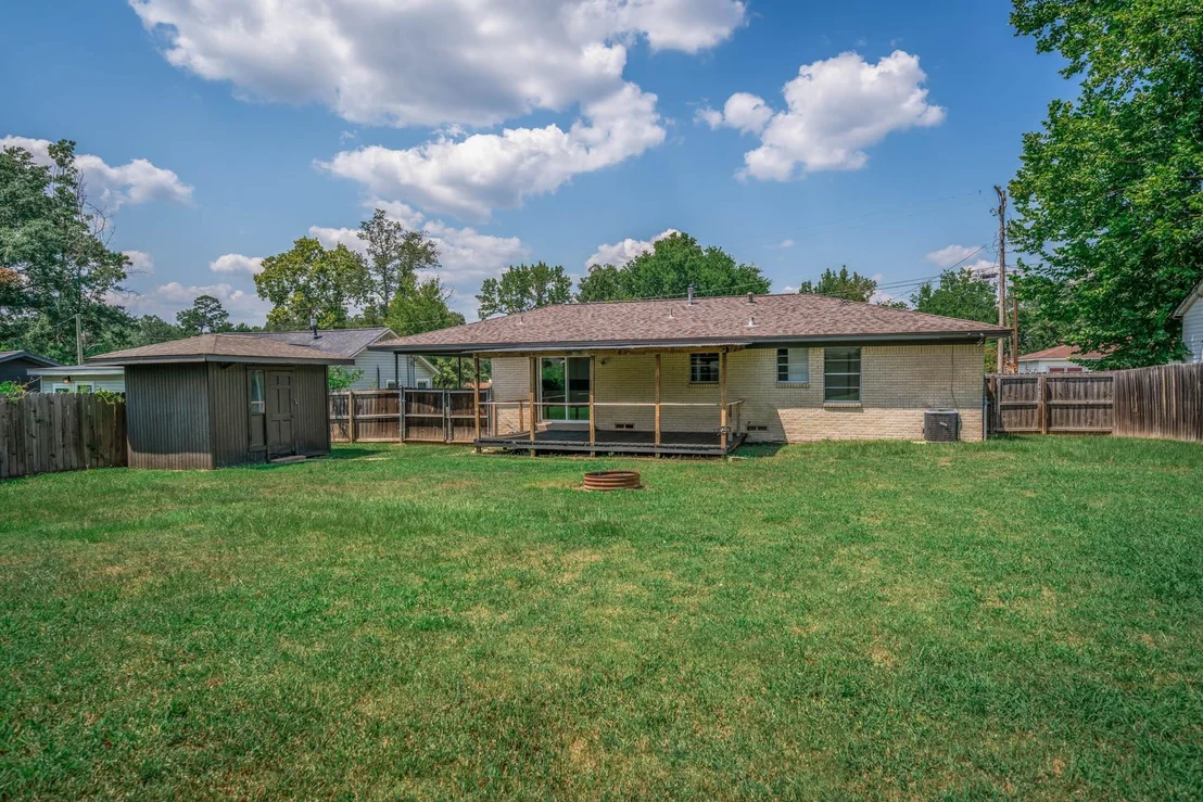 Photo of 818 Bean Ave