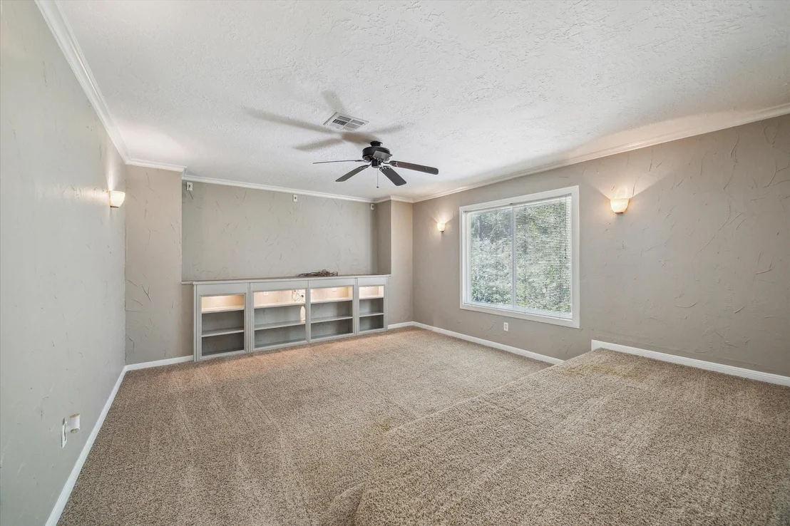Photo of 3430 Tree Lane