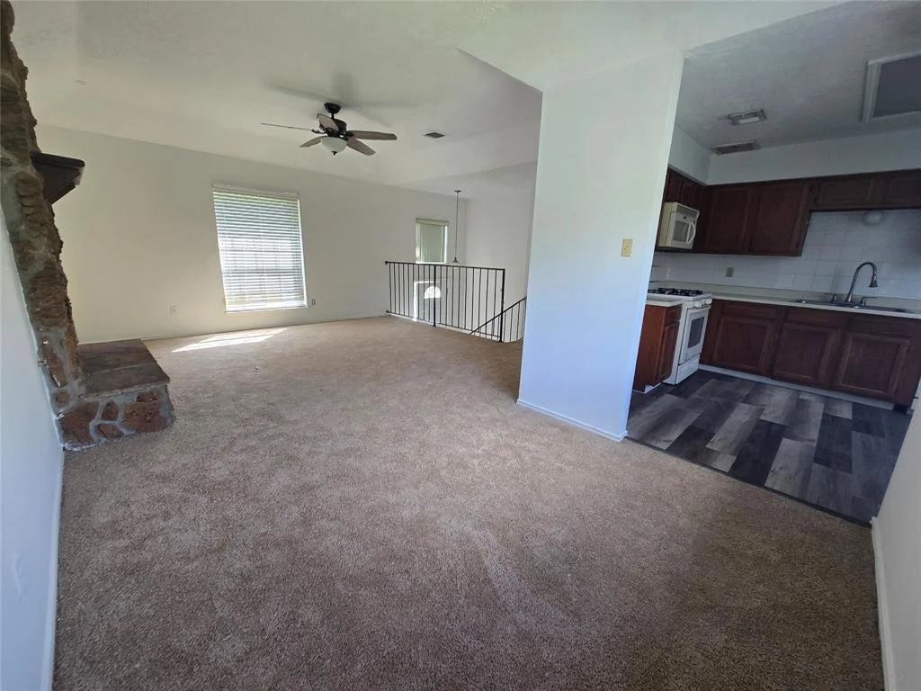 Photo of 19310 Nasworthy Drive